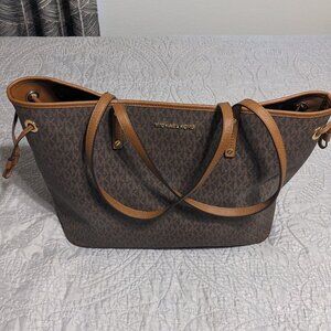 Michael Kors Logo Tote Bag (Brown)